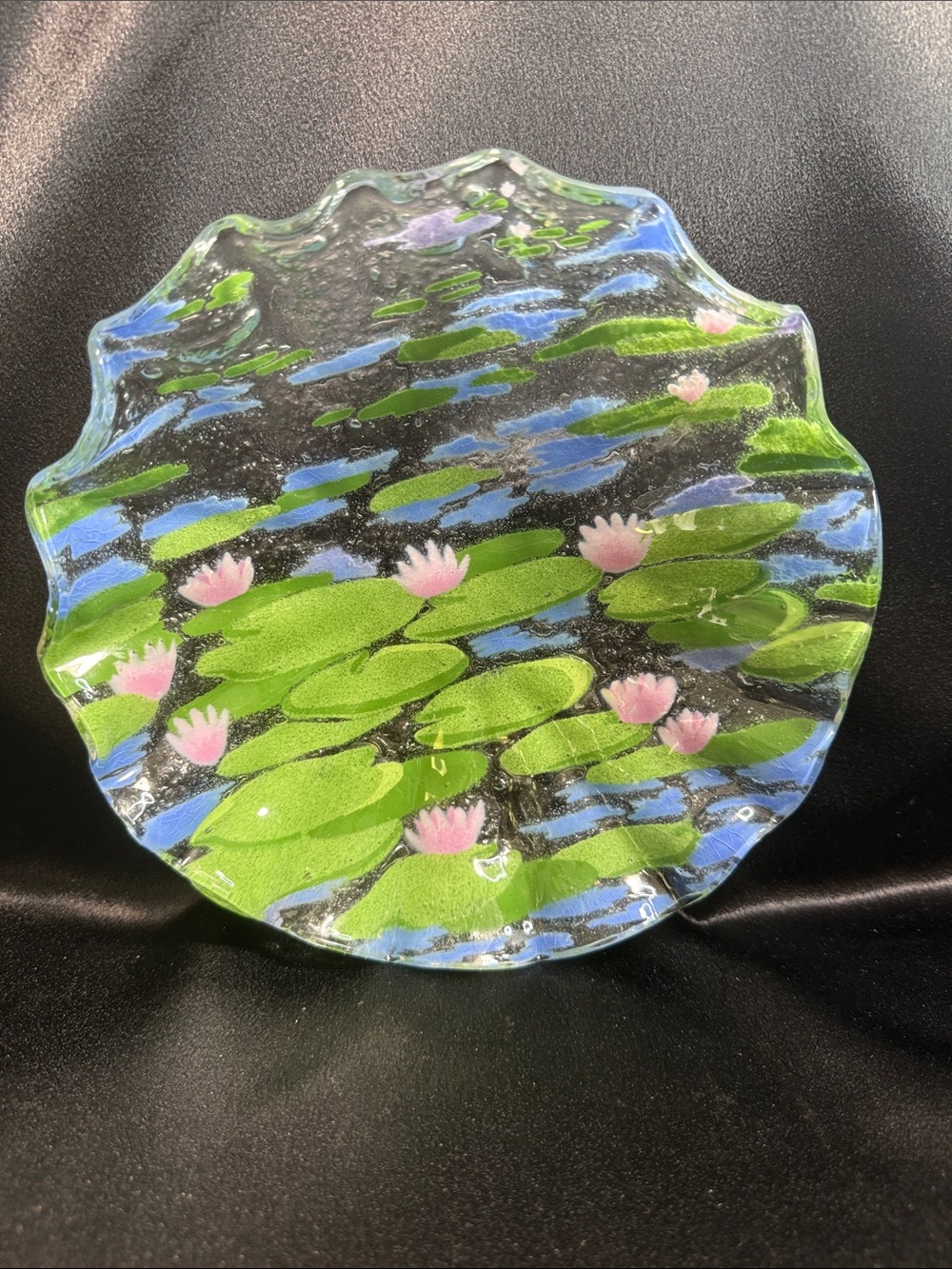 Sydenstricker Fused Glass Lily Floral Design Bowl